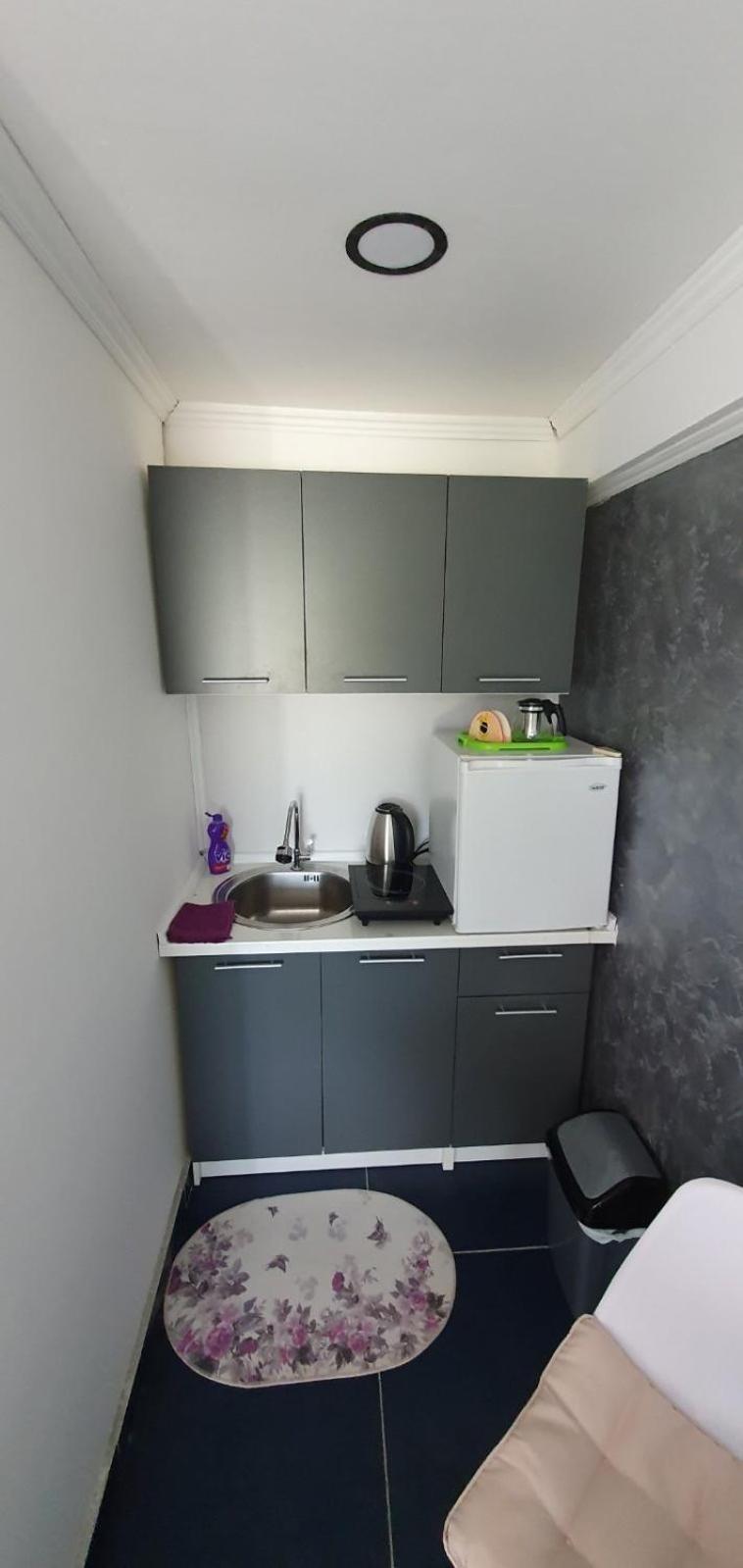Apartment Cozzy Near The Aiport Podgorica *